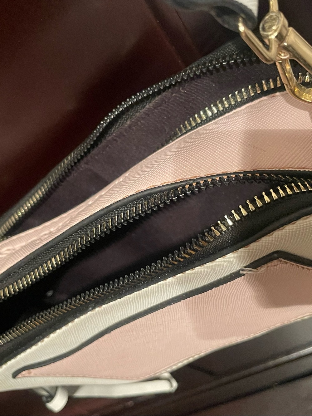 Marc Jacobs White and Blush Crossbody with Branded Strap - Picture 3 of 5